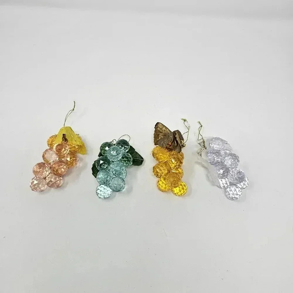 Vtg Acrylic Grape Clusters Christmas Ornament Lucite Faceted Leaves Set of Four - Picture 9 of 9